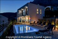 Ferienhaus Villa SMART mit Pool in Makarska - Drei Schlafzimmer und Meerblick