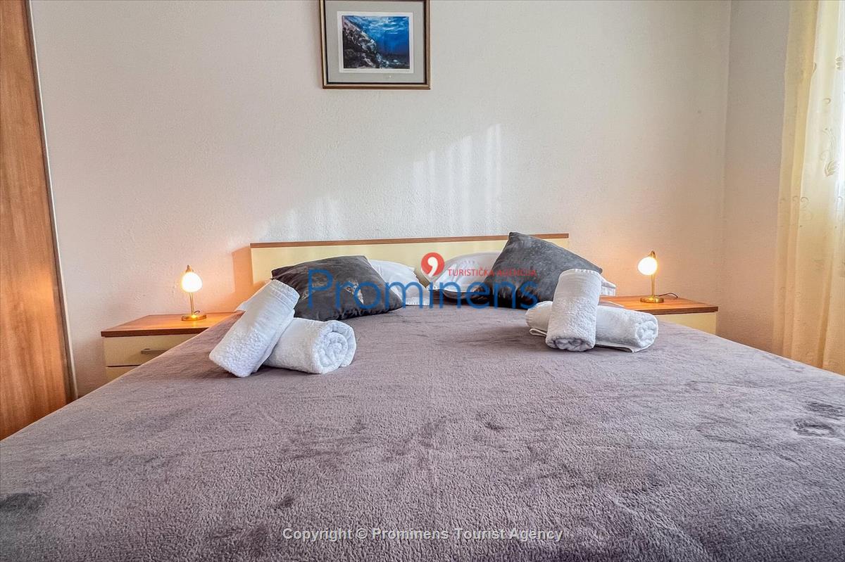 Ferienhaus Giran mit Pool und Meerblick in Bast, Makarska Riviera, Dalmatien - Kroatien Urlaub