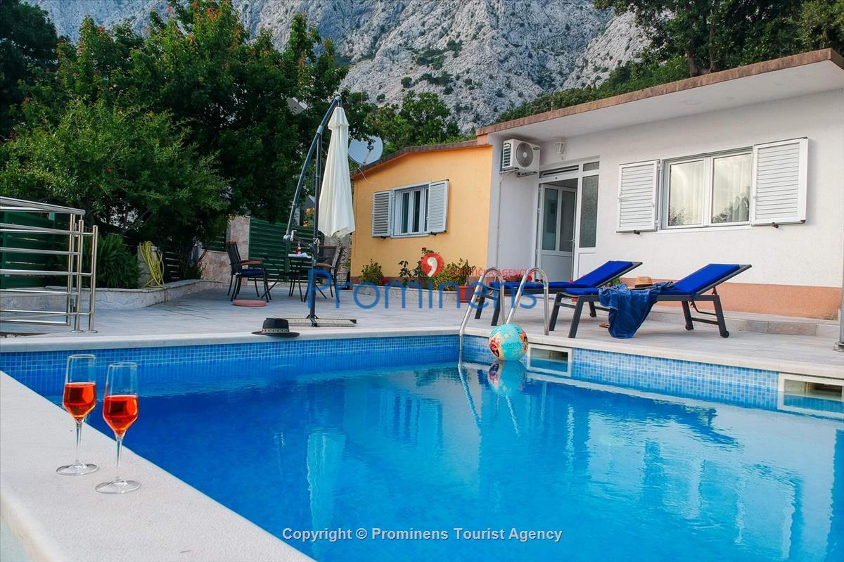 Ferienhaus Giran mit Pool und Meerblick in Bast, Makarska Riviera, Dalmatien - Kroatien Urlaub