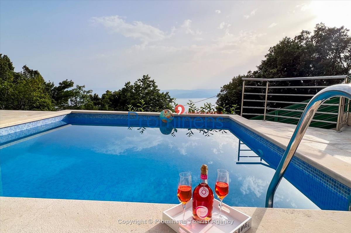 Ferienhaus Giran mit Pool und Meerblick in Bast  Makarska Riviera  Dalmatien;  Kroatien, Urlaub