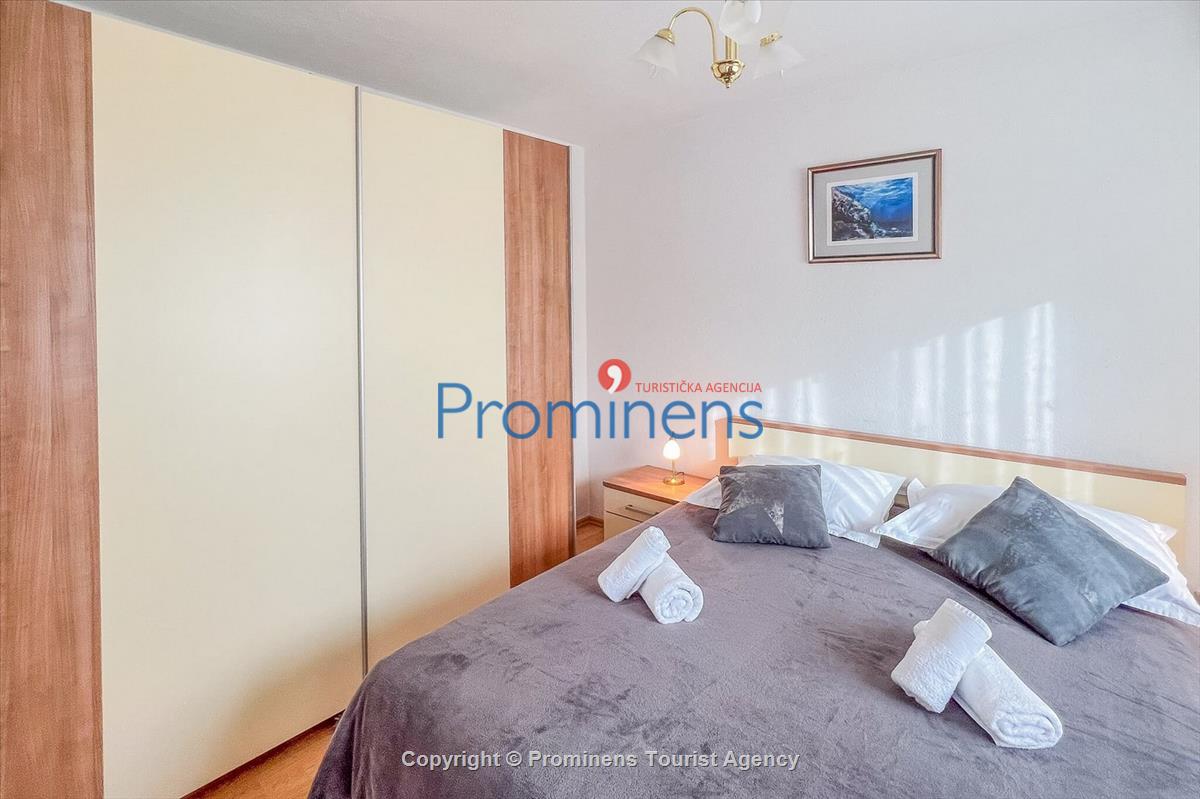 Ferienhaus Giran mit Pool und Meerblick in Bast, Makarska Riviera, Dalmatien - Kroatien Urlaub
