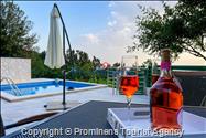 Ferienhaus Giran mit Pool und Meerblick in Bast, Makarska Riviera, Dalmatien - Kroatien Urlaub