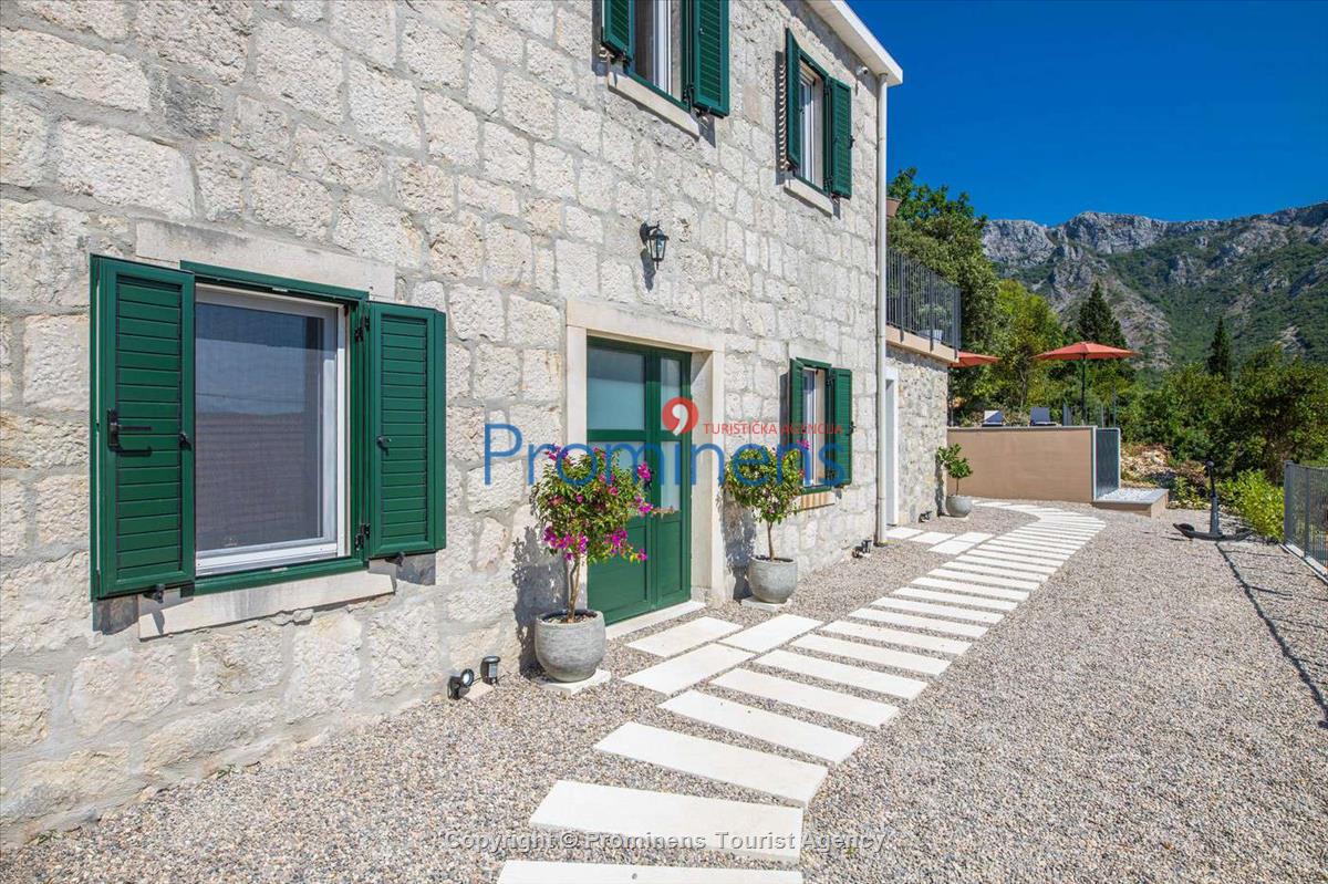 Ferienhaus Villa Paulina mit Pool an Makarska Riviera