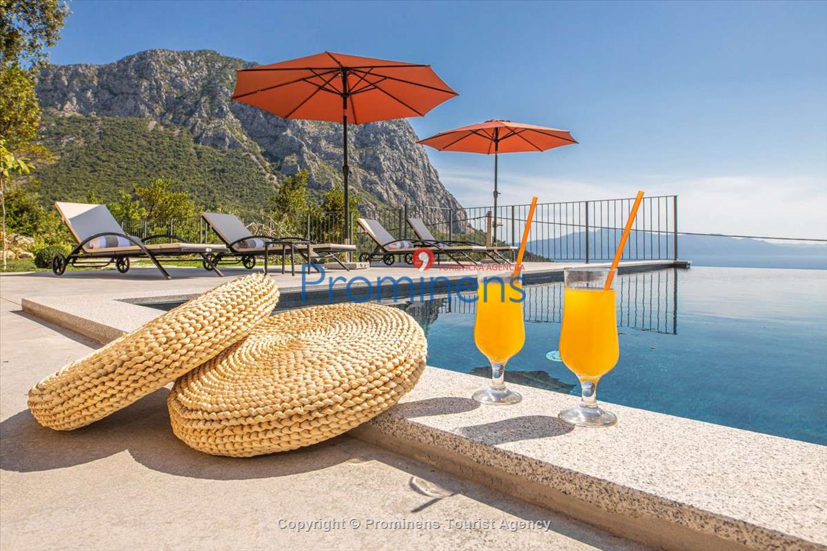 Ferienhaus Villa Paulina mit Pool an Makarska Riviera