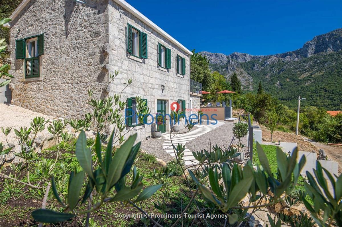 Ferienhaus Villa Paulina mit Pool an Makarska Riviera