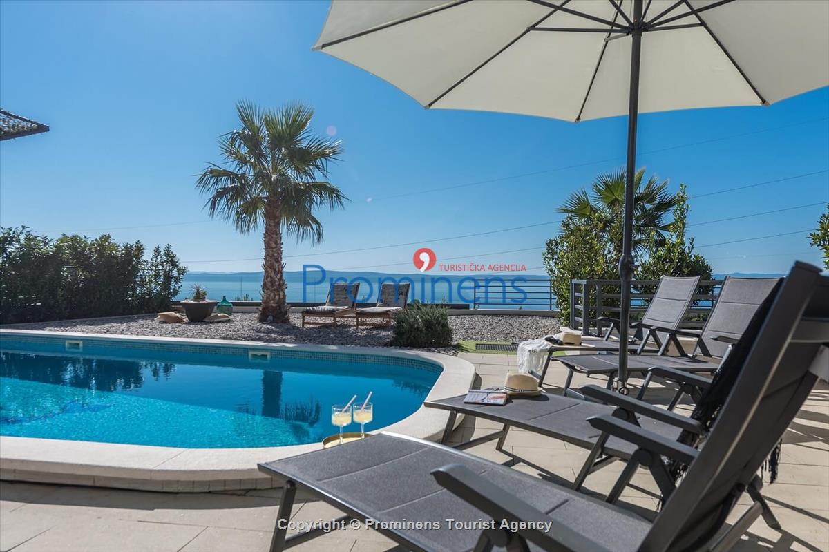 Villa Matic in Makarska with pool and sea view for rent