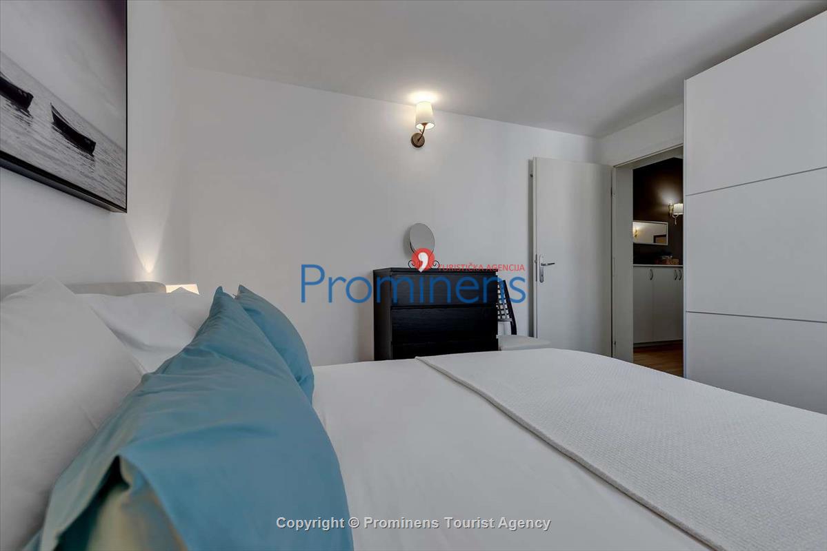 Apartment Sea breeze Makarska Centre