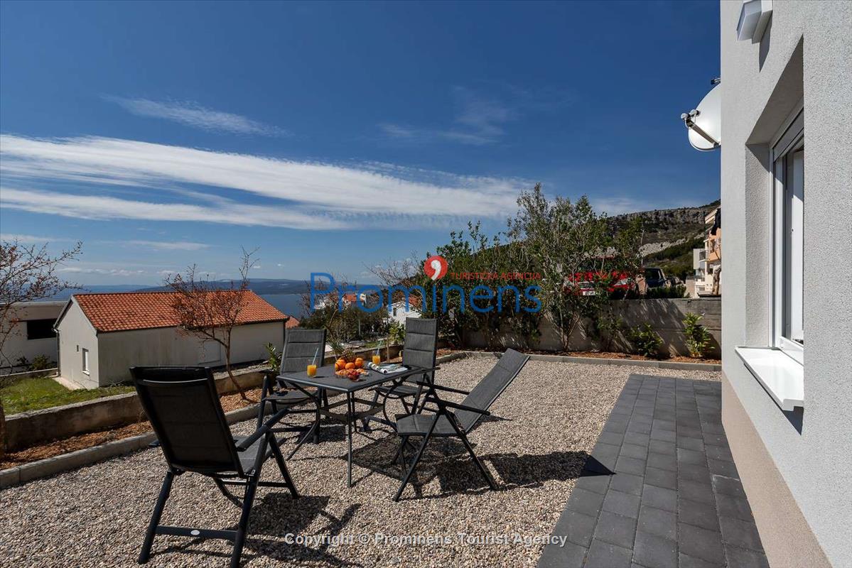 Ferienhaus L&B in Makarska mit Meerblick mieten