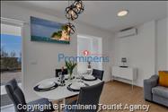 Holiday home L&B makarska