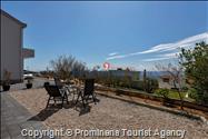 Ferienhaus L&B in Makarska mit Meerblick mieten