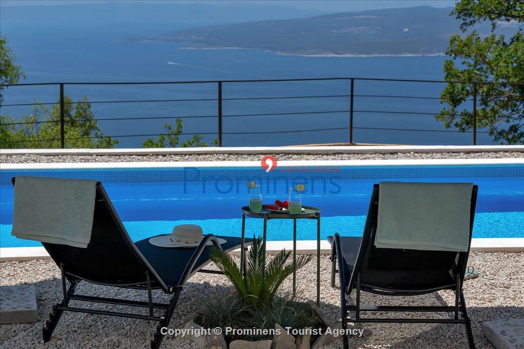 Modernes Ferienhaus Villa Alta Vista mit Pool Meerblick bei Baska Voda Makarska Riviera