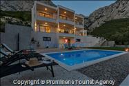 Modernes Ferienhaus Villa Alta Vista mit Pool  Meerblick bei Baska Voda  Makarska Riviera  