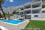 Modernes Ferienhaus Villa Alta Vista mit Pool  Meerblick bei Baska Voda  Makarska Riviera  