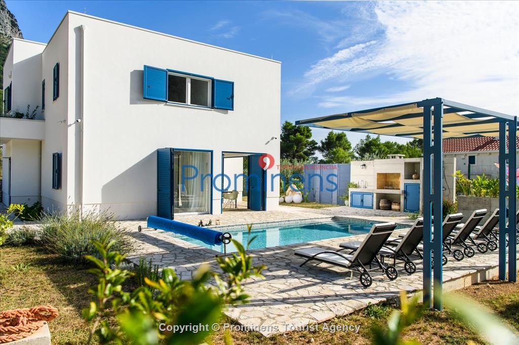 Ferienhaus mit beheiztem Pool und drei Schlafzimmern an der atemberaubenden Makarska Riviera in Kroatien