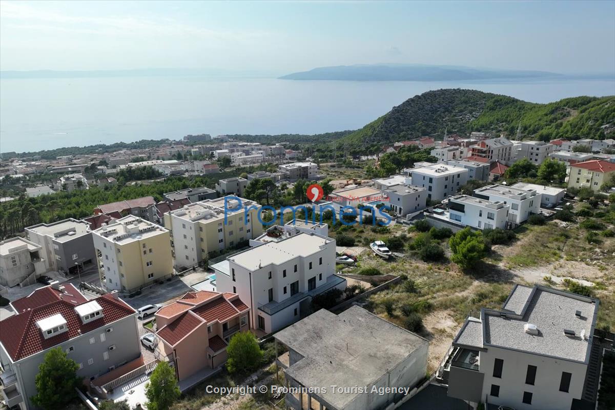 Villa VIP  Makarska - Luksuzna oaza s 4 spavaće sobe, grijanim bazenom, terasama i garažom. 