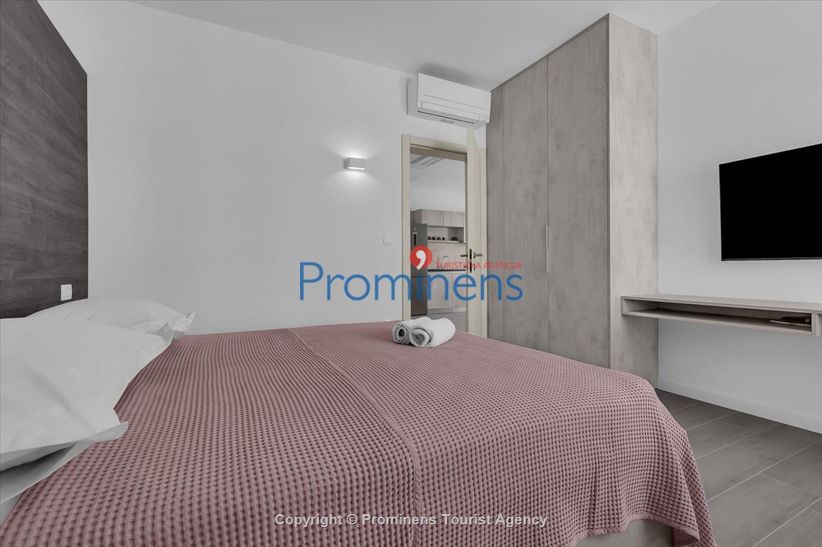 Apartment Sea Residece Srzić Makarska Beachfront