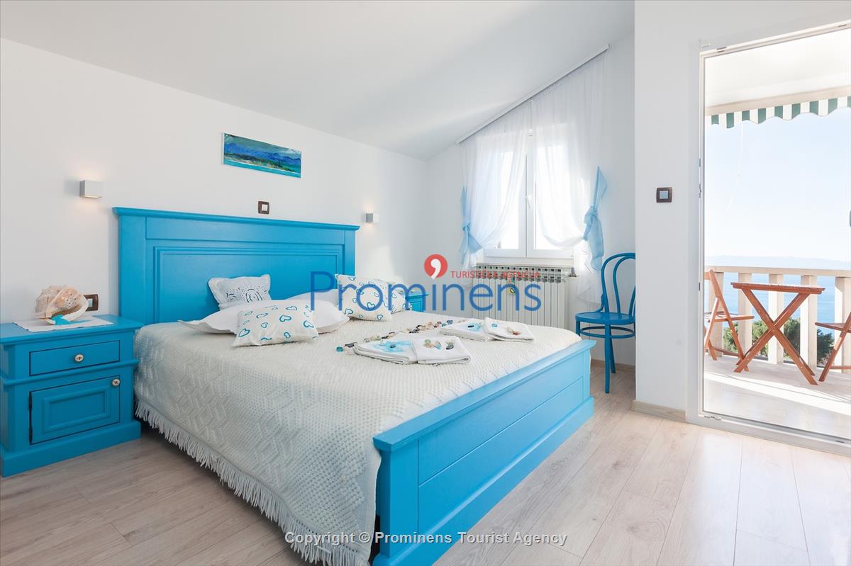 Alleinstehende Villa Kety mit Pool in Makarska, Atemberaubende Natur, Meerblick und beheizter Pool