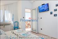 Alleinstehende Villa Kety mit Pool in Makarska, Atemberaubende Natur, Meerblick und beheizter Pool