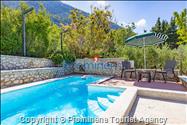 Alleinstehende Villa mit Pool in Makarska, Atemberaubende Natur, Meerblick und beheizter Pool