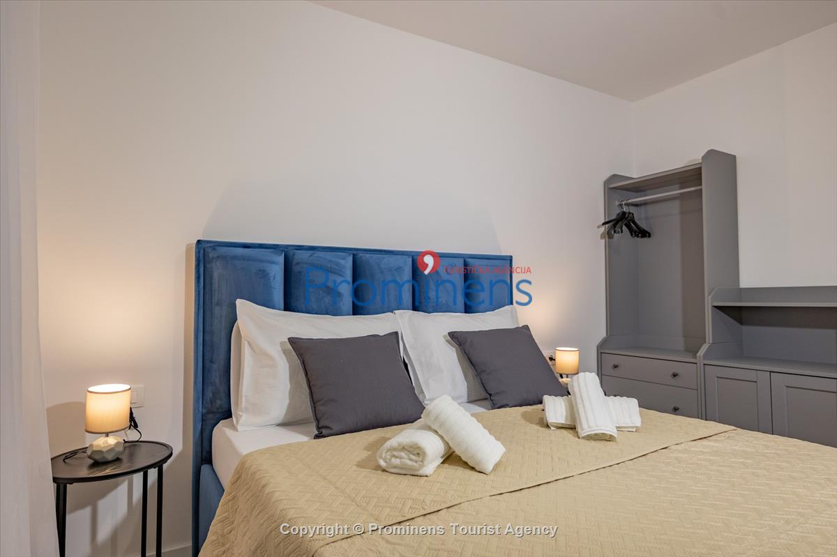 Ferienwohnung Lavanda in Makarska – eine komfortable Unterkunft mit zwei Schlafzimmern, Balkon und Aufzug
