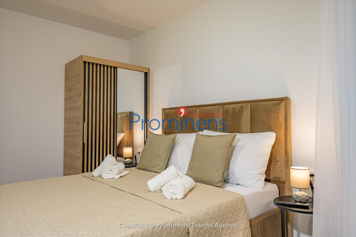 Ferienwohnung Lavanda in Makarska – eine komfortable Unterkunft mit zwei Schlafzimmern, Balkon und Aufzug