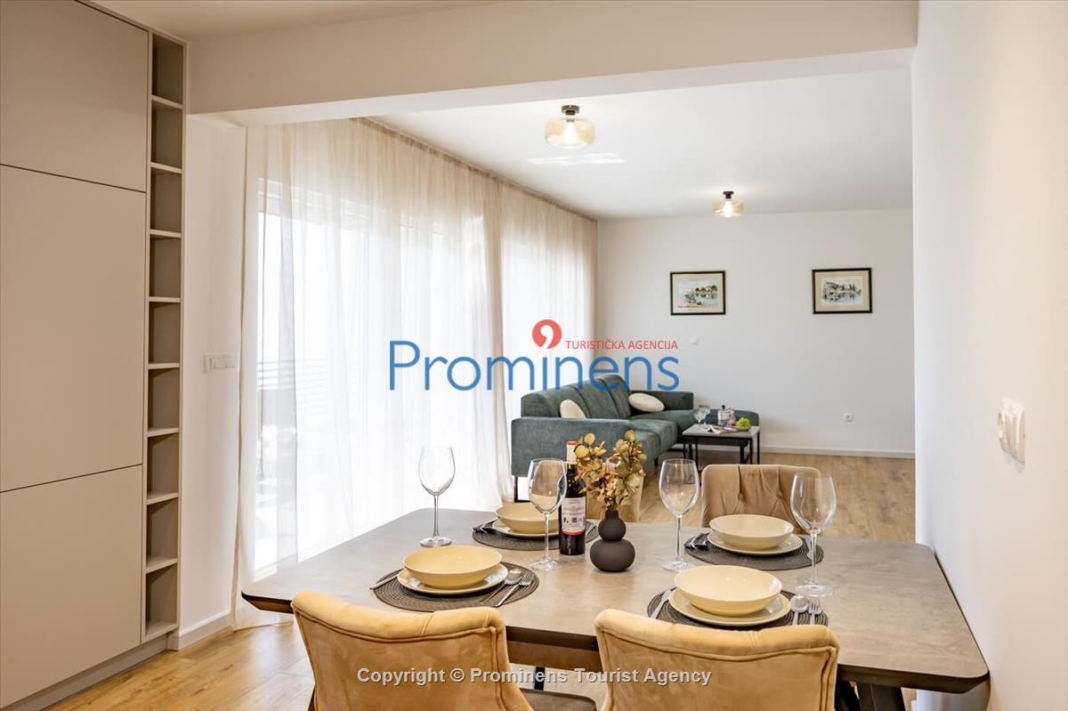 Ferienwohnung Lavanda in Makarska – eine komfortable Unterkunft mit zwei Schlafzimmern, Balkon und Aufzug