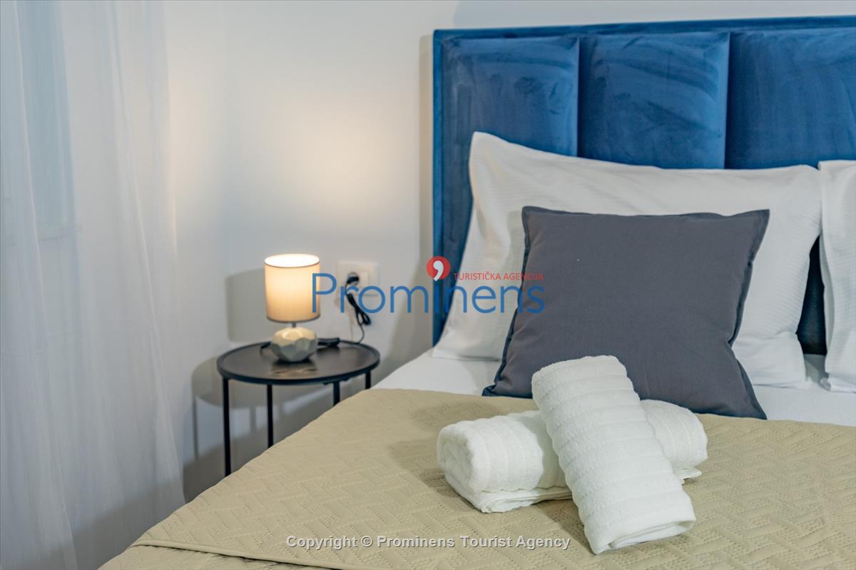 Ferienwohnung Lavanda in Makarska – eine komfortable Unterkunft mit zwei Schlafzimmern, Balkon und Aufzug