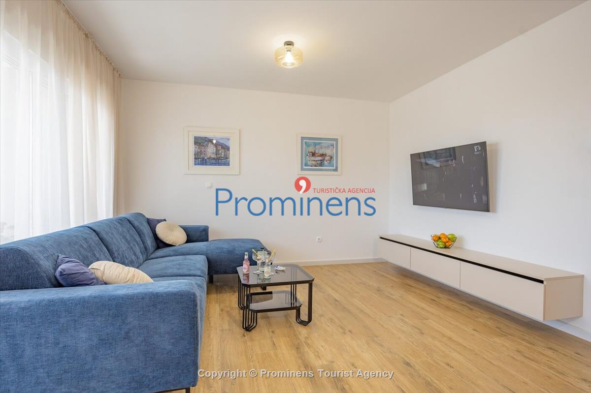Ferienwohnung Makar in Makarska – eine komfortable Unterkunft mit zwei Schlafzimmern, Balkon und Aufzug