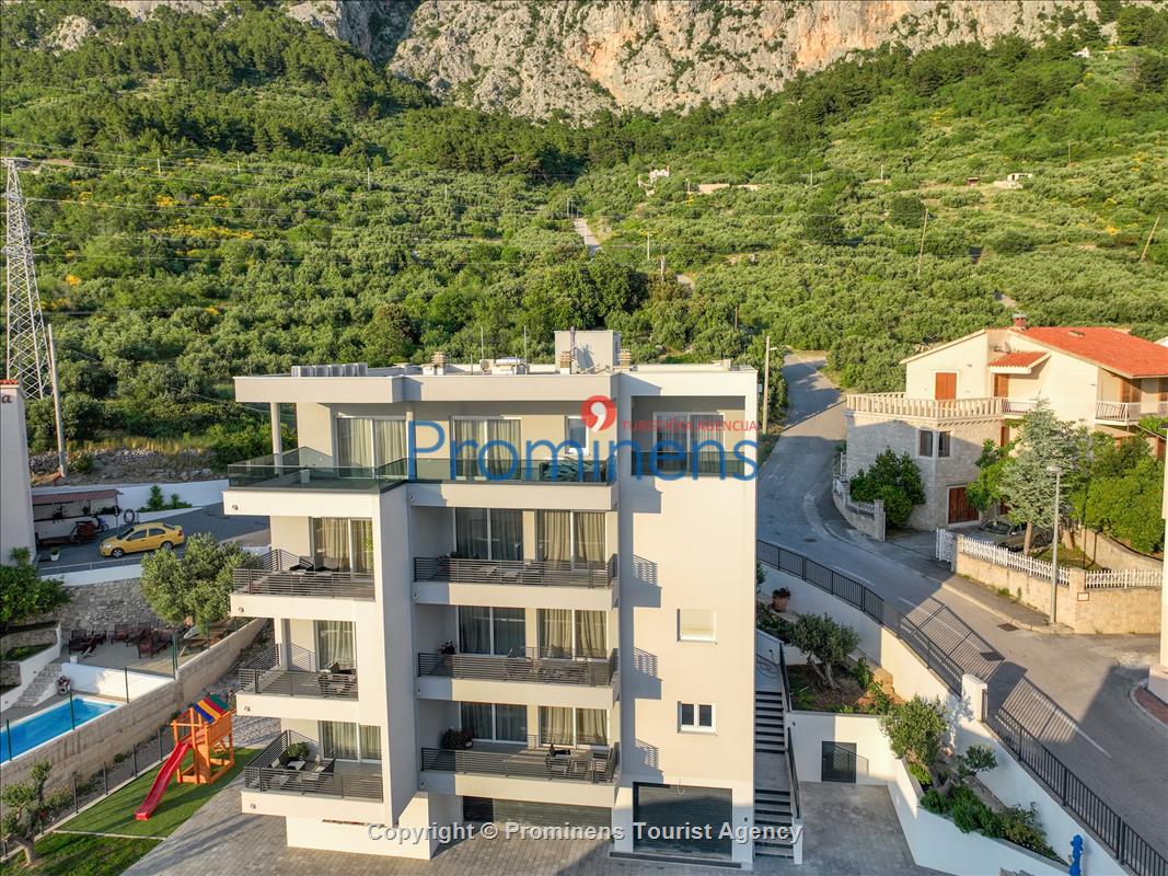 Ferienwohnung Makar in Makarska – eine komfortable Unterkunft mit zwei Schlafzimmern, Balkon und Aufzug