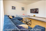 Ferienwohnung Makar in Makarska – eine komfortable Unterkunft mit zwei Schlafzimmern, Balkon und Aufzug