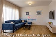 Ferienwohnung Makar in Makarska – eine komfortable Unterkunft mit zwei Schlafzimmern, Balkon und Aufzug