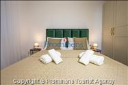 Moderne Ferienwohnung Kotisina mit zwei Schlafzimmern, Balkon und Aufzug in Makarska