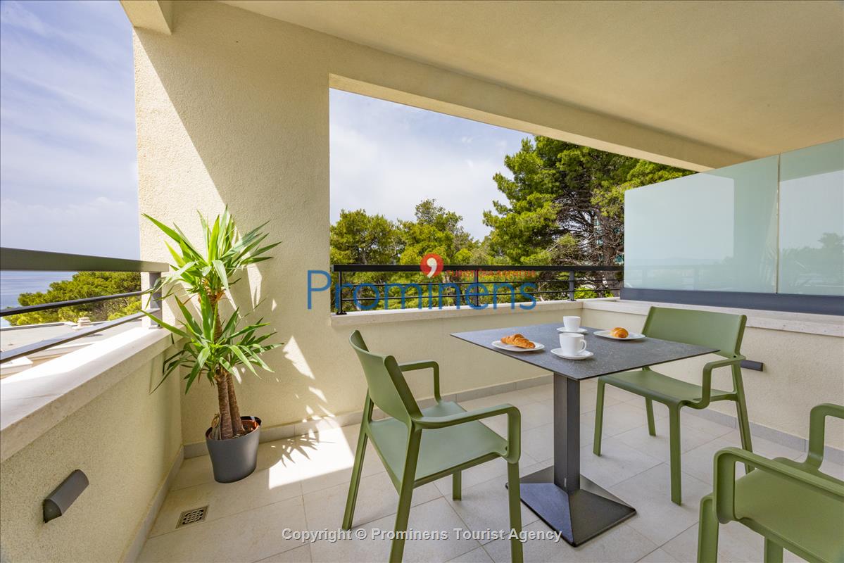 Beachfront Apartment Sunrise Residence Srzić
