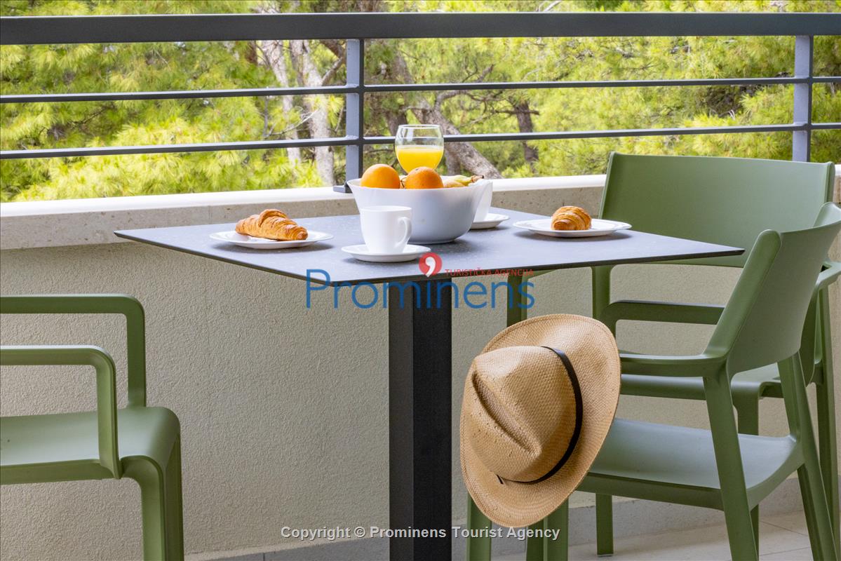 Beachfront Apartment Sunrise Residence Srzić
