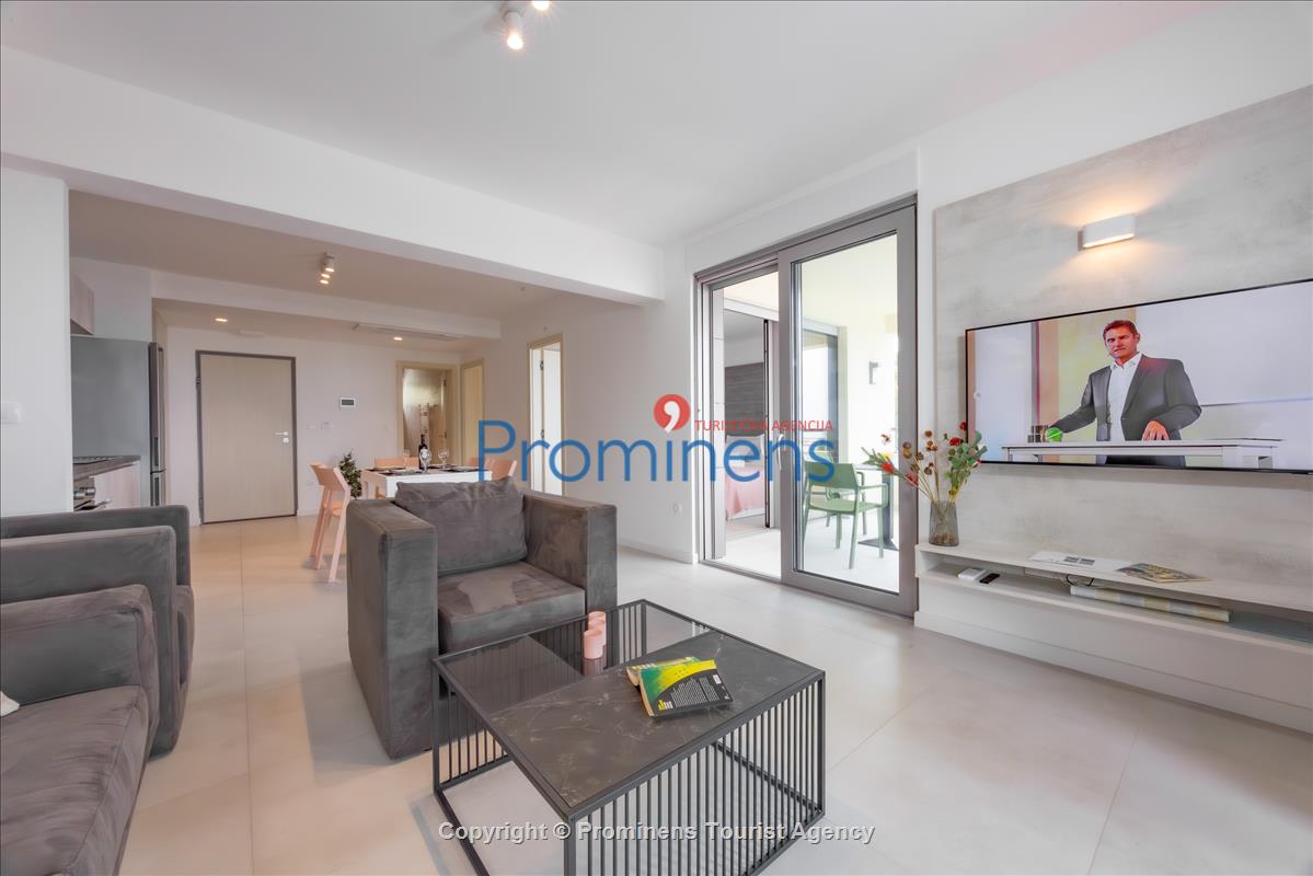 Beachfront Apartment Sunrise Residence Srzić