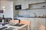 Beachfront Apartment Sunrise Residence Srzić