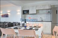 Beachfront Apartment Sunrise Residence Srzić