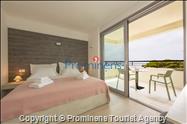 Beachfront Apartment Sunrise Residence Srzić