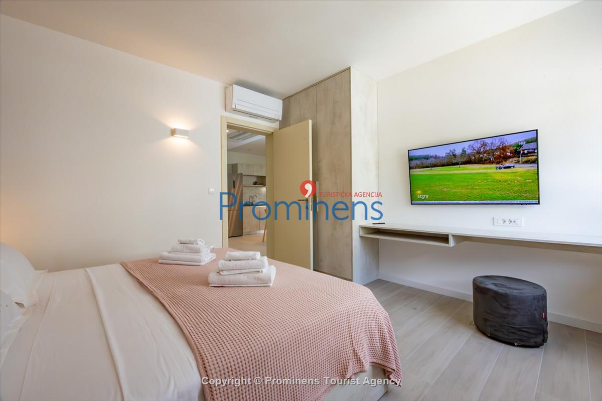Apartment Sunset Residence Srzić